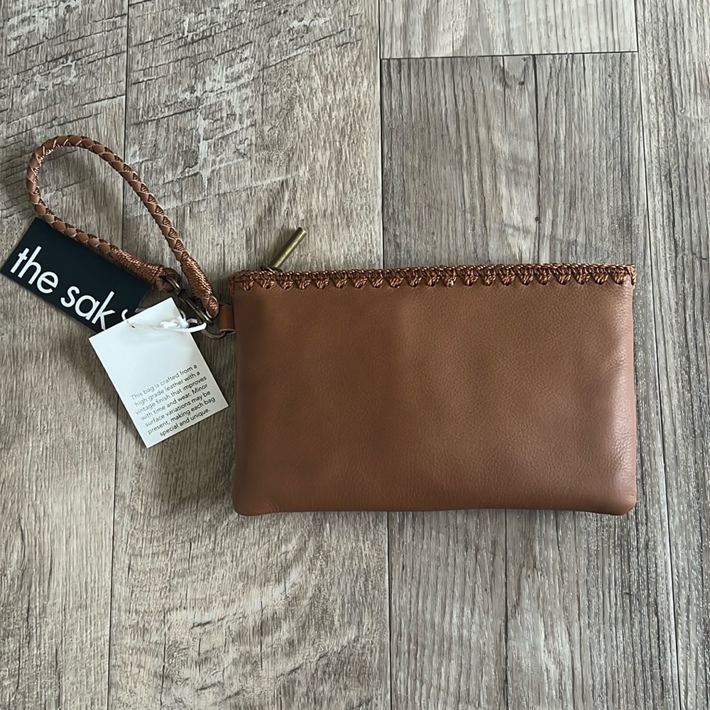 NWT The Sak Vita Leather Wristlet. - Picture 1 of 11